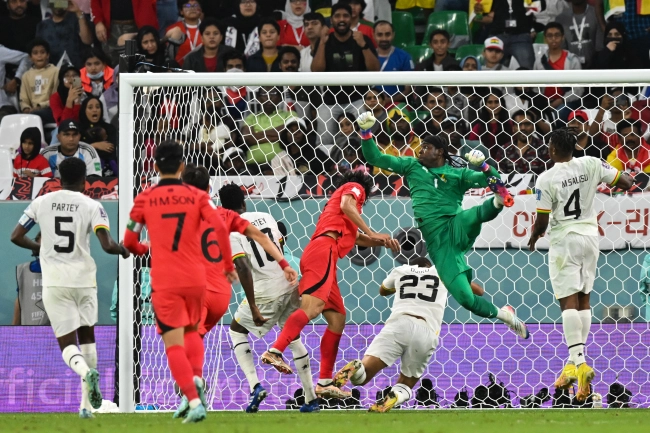 Gana vence a Coreia e decide vaga contra o Uruguai na última rodada