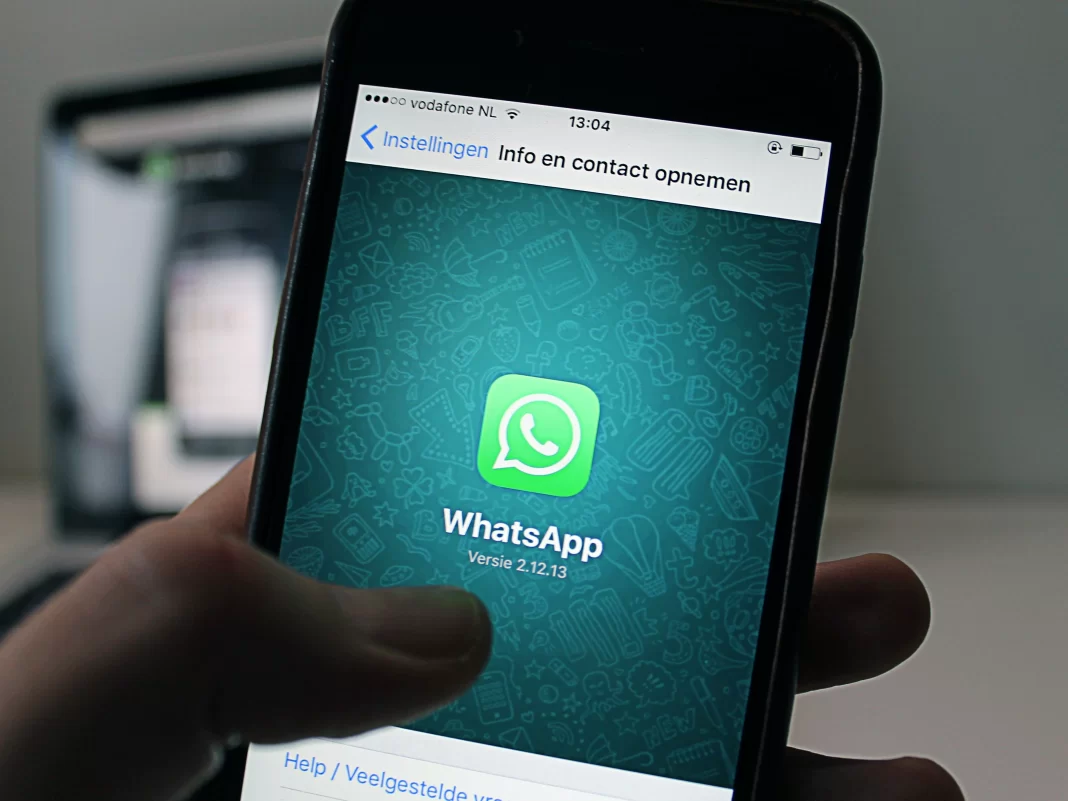 WhatsApp libera atalho para que o usuário mande mensagens para si mesmo