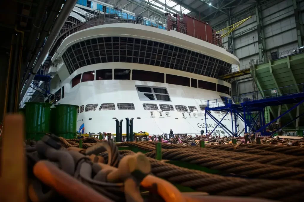 Disney anuncia compra do 'Global Dream', um dos maiores navios de cruzeiro do mundo