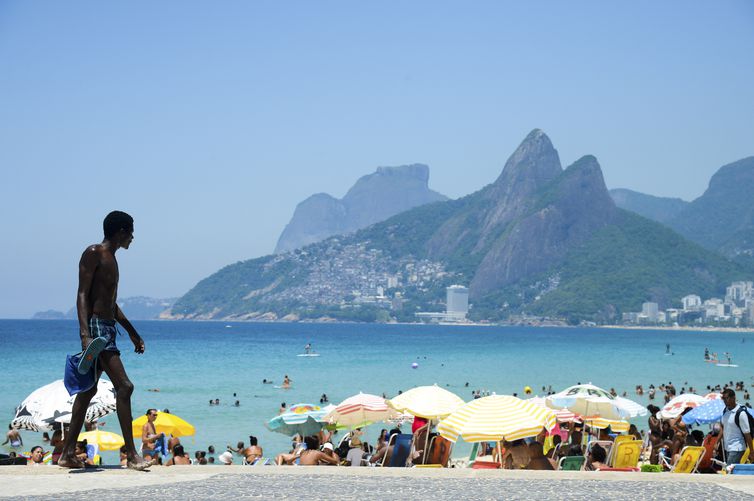 Qual é a melhor época do ano para viajar para o Brasil?