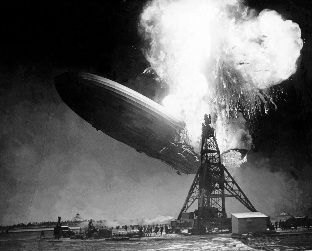 Desastre de Hindenburg, 1937