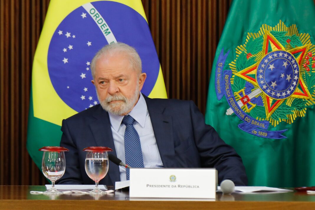 Lula e o PT tem feito críticas recorrentes a taxa de juros do Banco Central, atualmente em 13,75%