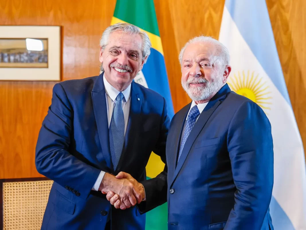 Lula e o presidente da Argentina, Alberto Fernández, em recente visita no Itamaraty — Foto: Ricardo Stuckert/PR