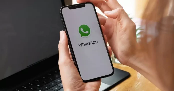 WhatsApp fica fora do ar